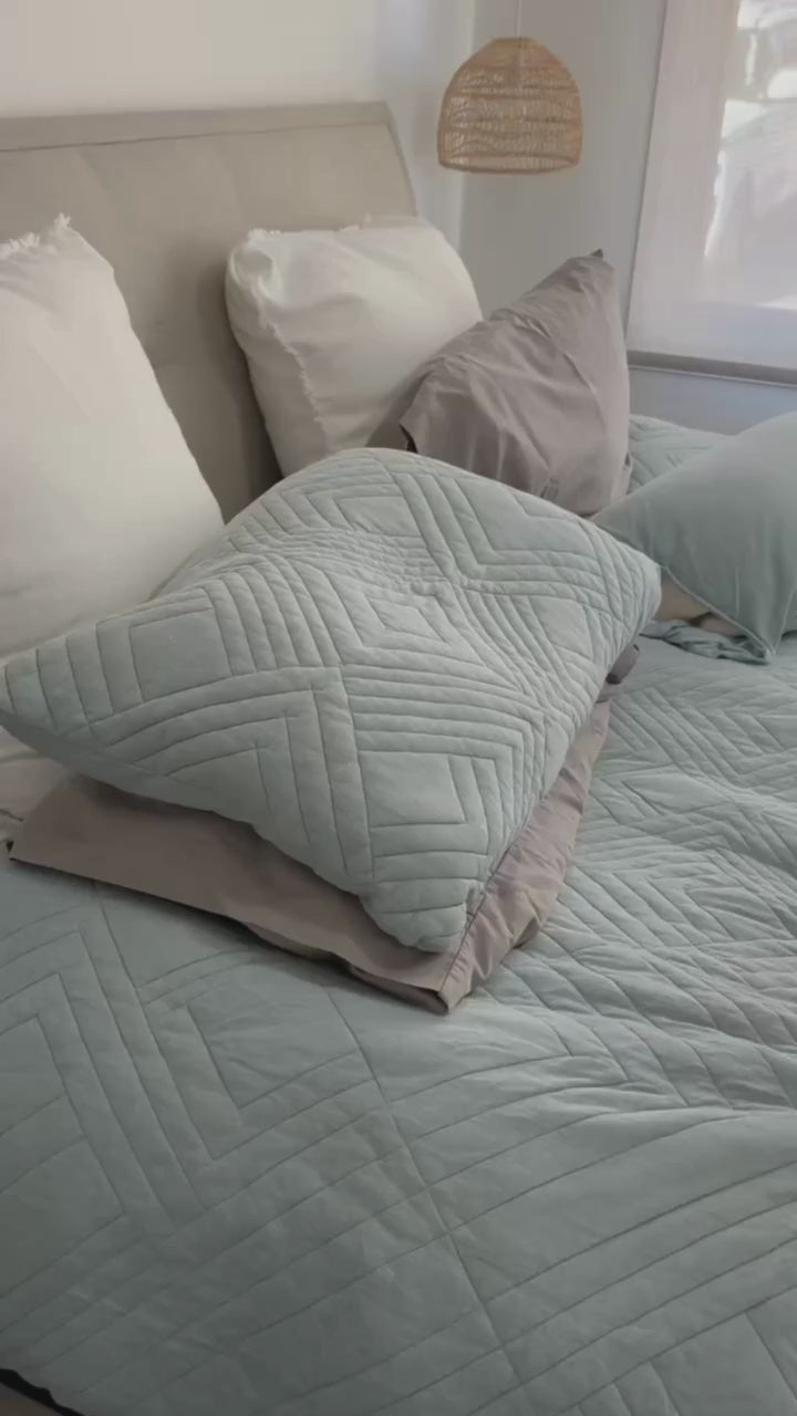 Load video: No more restless nights or shoulder crush!